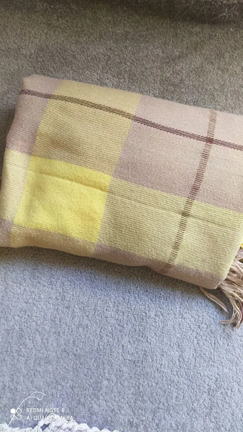 پتو مسافرتی|رختخواب، بالش، پتو|آران و بیدگل, |دیوار