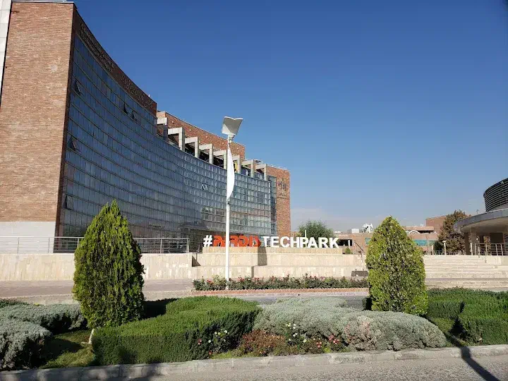 سرپرست واحد خدمات|استخدام معماری، عمران و ساختمانی|پردیس, فاز ۶|دیوار