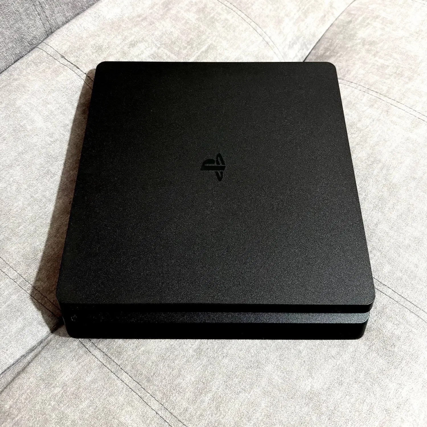 پلی استیشن 4 اسلیم - PS4 Slim|کنسول، بازی ویدئویی و آنلاین|اصفهان, بوزان|دیوار