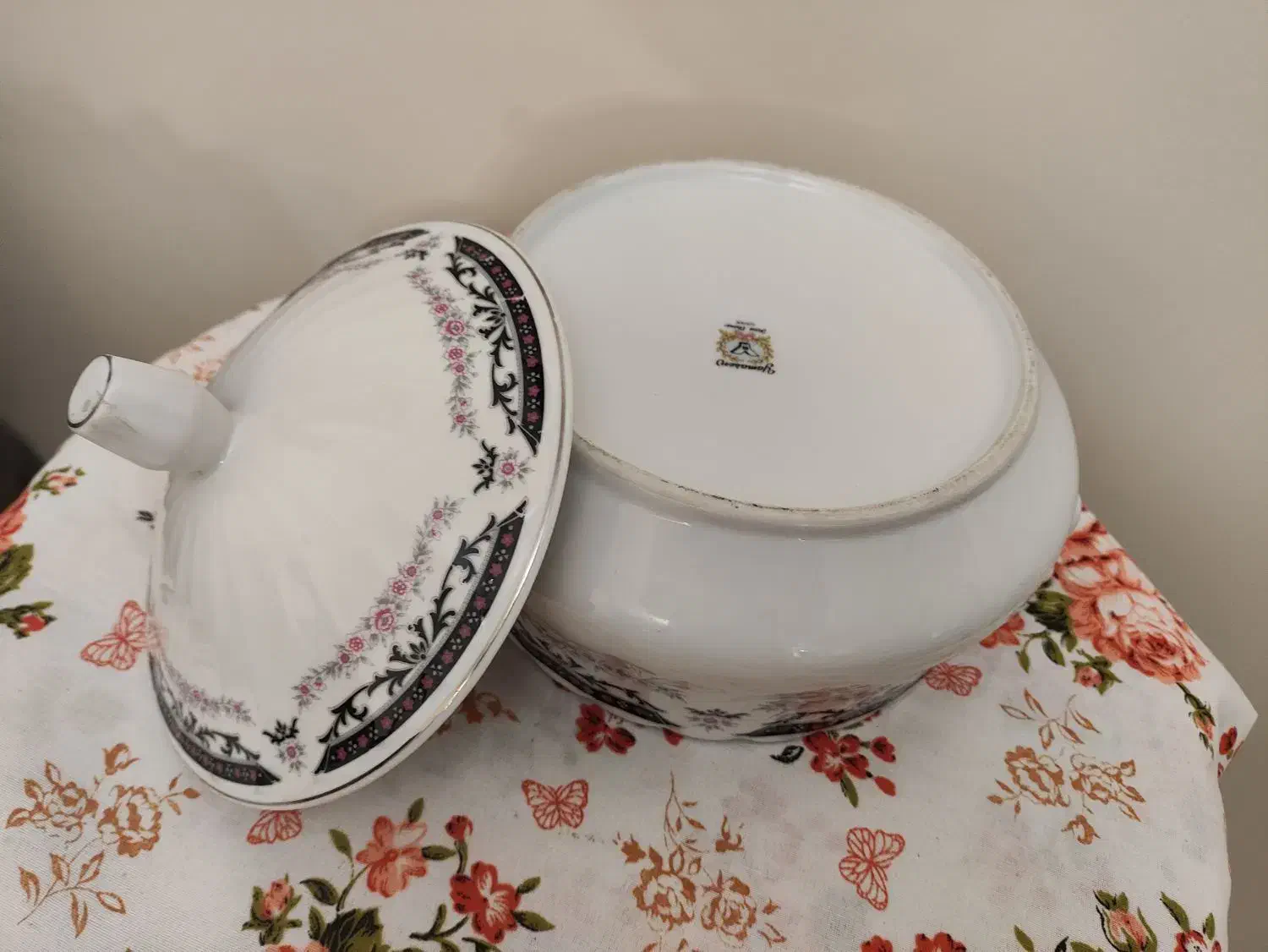 سه عدد سوپ خوری آنتیک (مارک ارکیده و دولوکس ژاپنی)|کلکسیون اشیاء عتیقه|تهران, کوی بیمه|دیوار