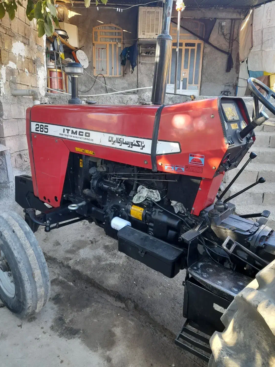 تراکتور۲۸۵|خودرو سنگین|الشتر, |دیوار