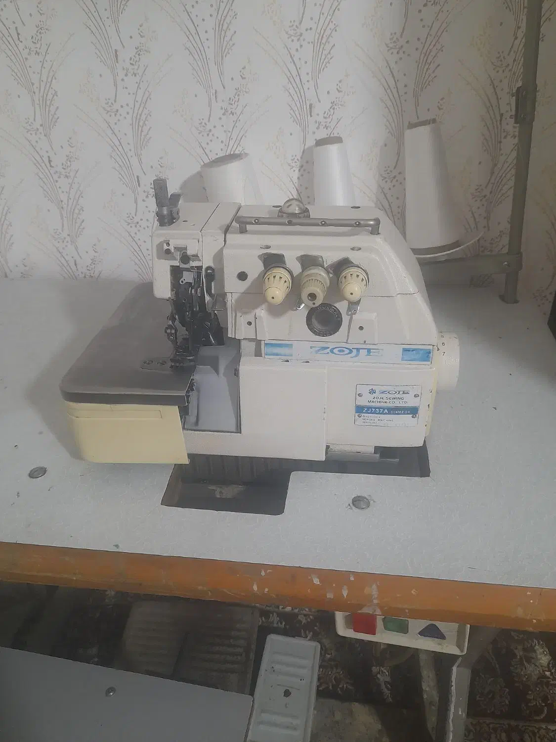 چرخ سردوز|چرخ خیاطی و ریسندگی|مشهد, شهرک مهر آباد|دیوار