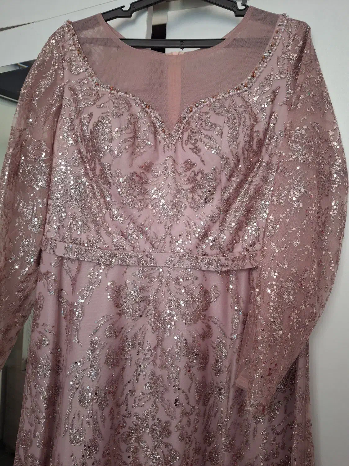 پیراهن مجلسی|لباس|مشهد, هنرور|دیوار