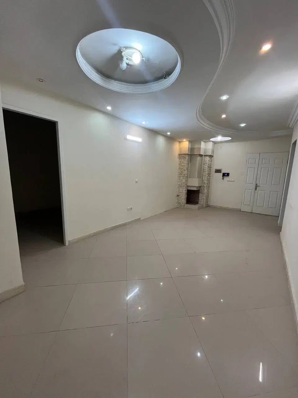 اداری ابتدای کوچه قنادی لاله|فروش دفتر کار، اتاق اداری، مطب|بجنورد, |دیوار