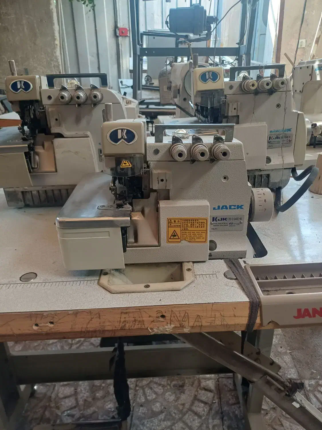 زیکزاک موتور زیز سالم آماده به کار سهنخ|چرخ خیاطی و ریسندگی|اصفهان, شاهد|دیوار