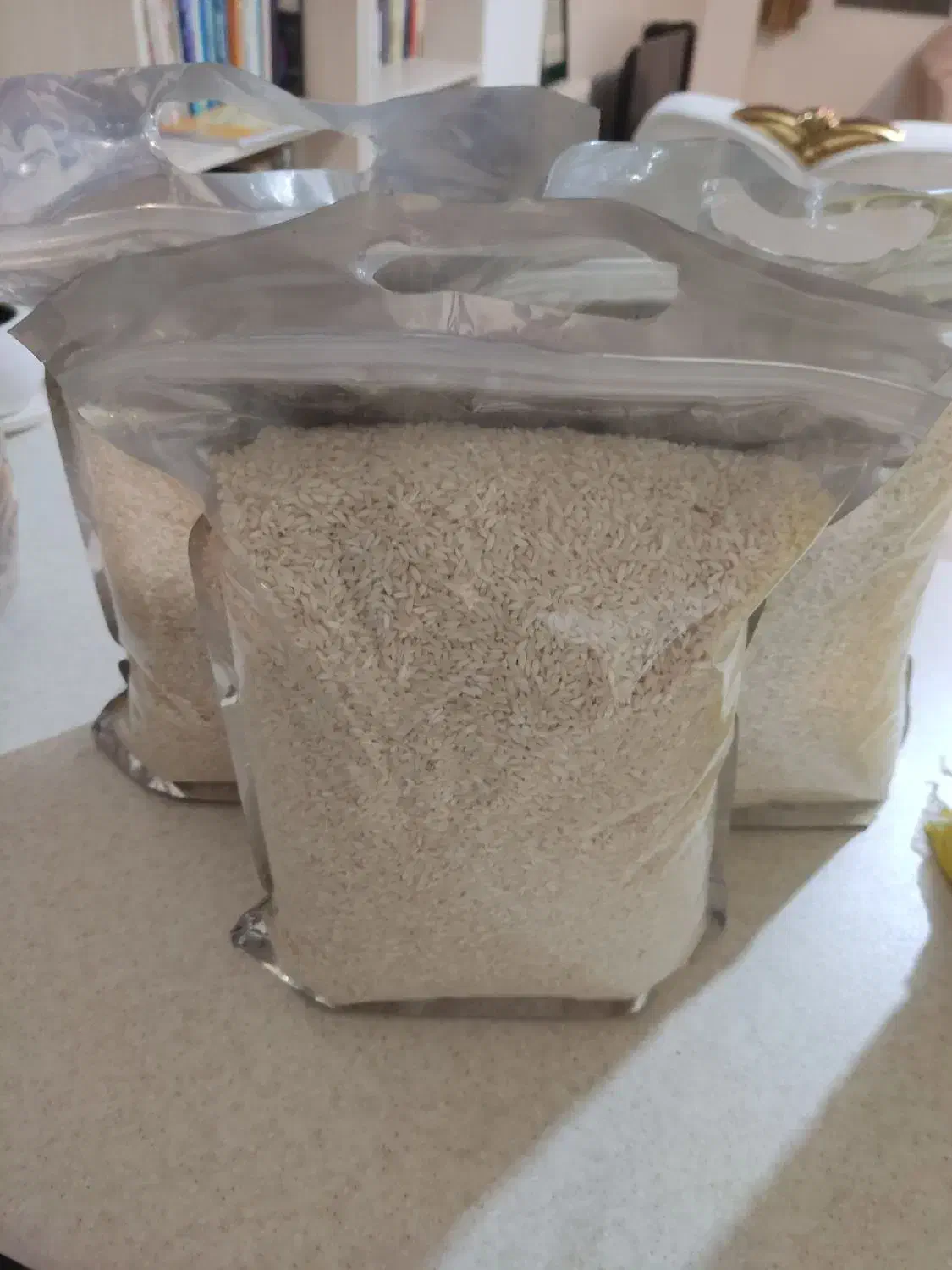 برنج عنبر بو و خرمای درجه یک خوزستان|خوردنی و آشامیدنی|کرج, عظیمیه|دیوار