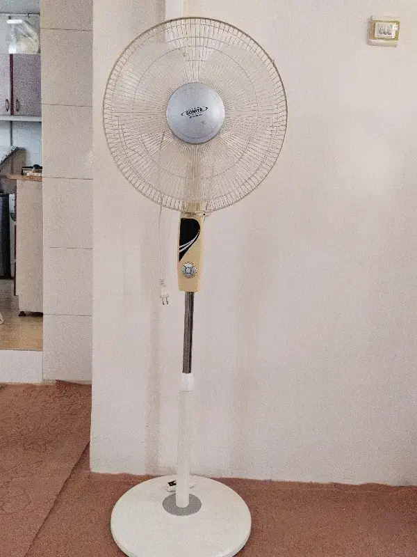 . پنکه دیواری درحد نوع|پنکه و تصفیه‌کنندهٔ هوا|مشهد, شهرک مهر آباد|دیوار