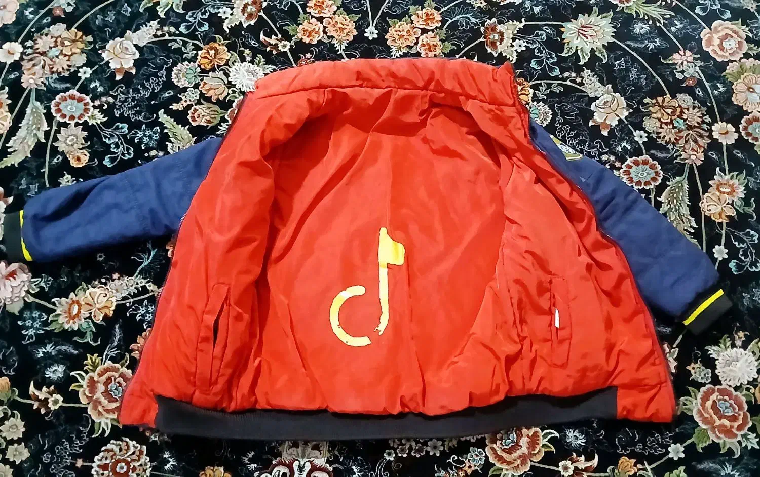 پالتو و کاپشن|کفش و لباس بچه|بومهن, |دیوار