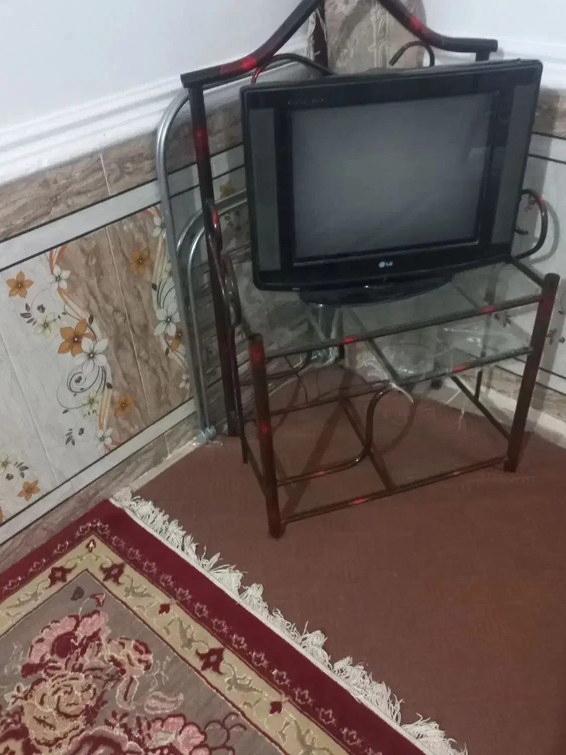 سوسنگر|تلویزیون و پروژکتور|سوسنگرد, |دیوار