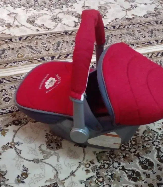 کریر|کالسکه و لوازم جانبی|اصفهان, همت‌آباد|دیوار