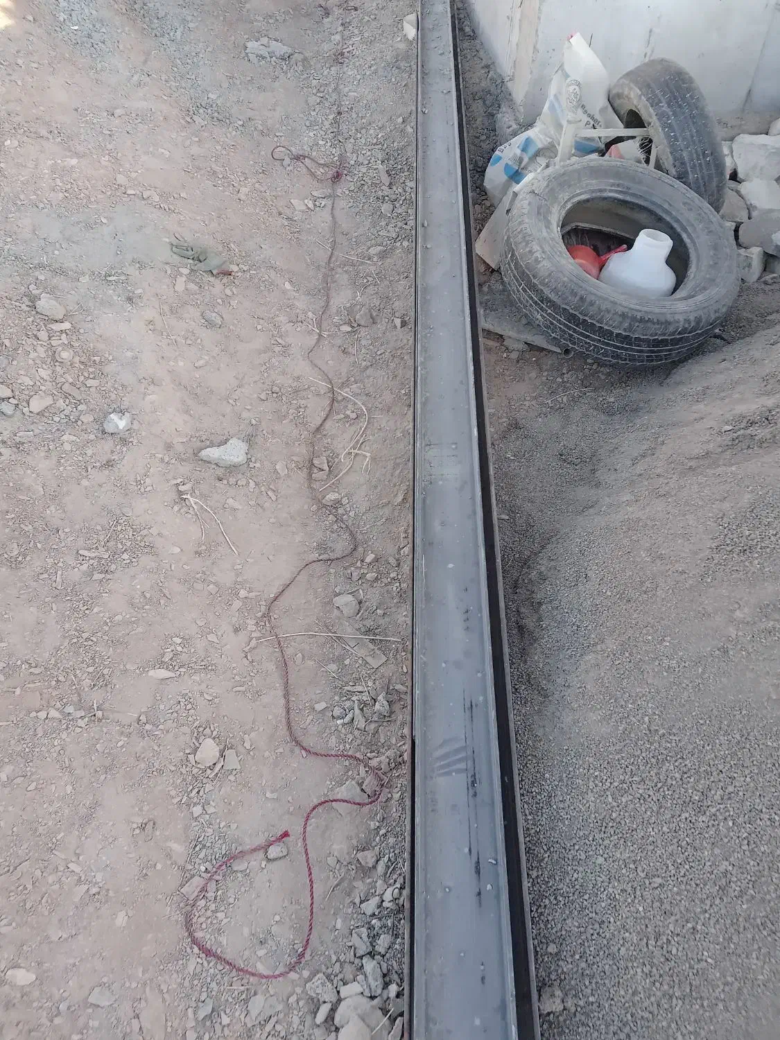 اهن ۱۶ و ۲۲|مصالح و تجهیزات ساختمان|بیرجند, |دیوار