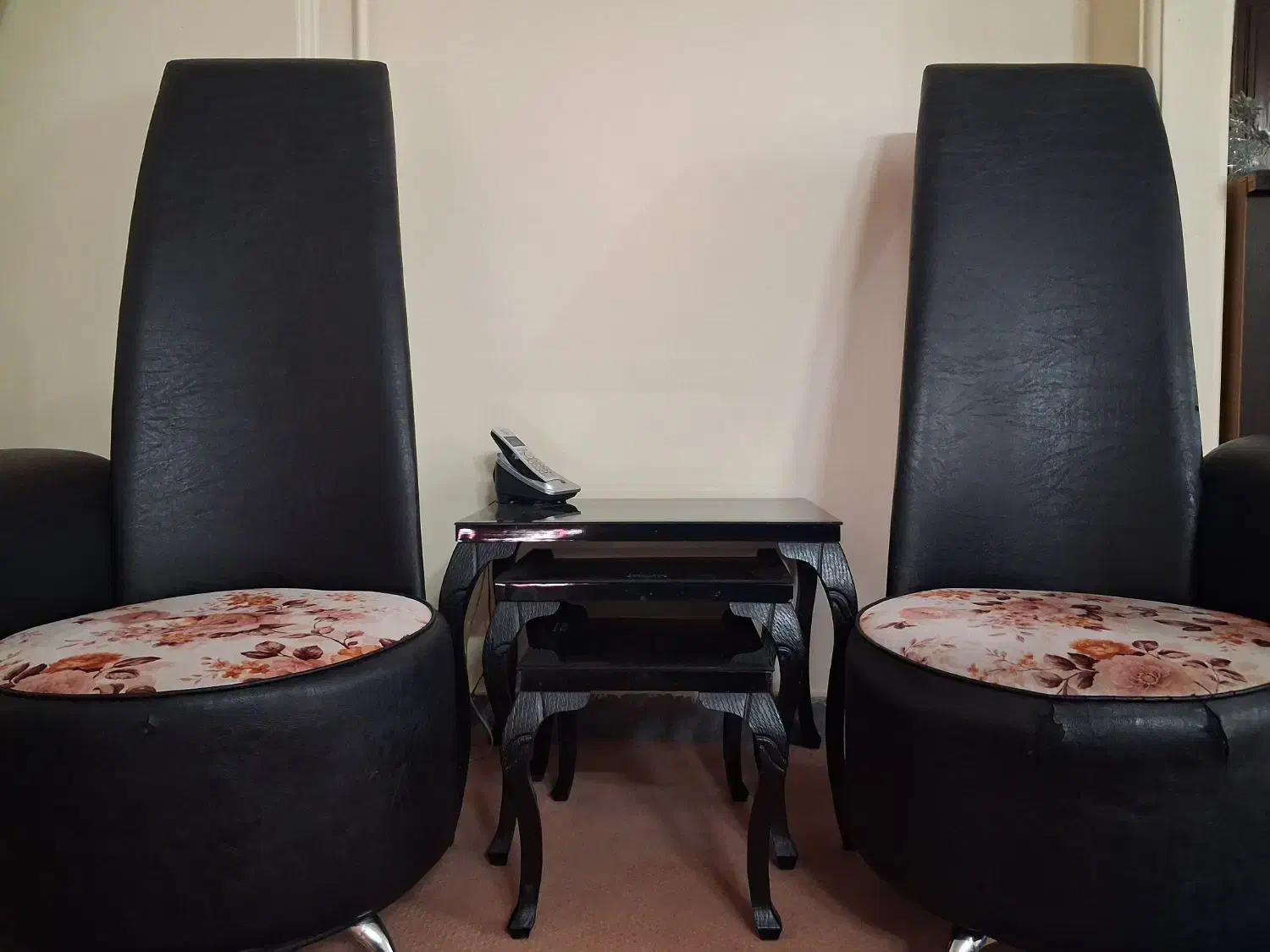 مناسب باغ|مبلمان خانگی و میز عسلی|اراک, |دیوار