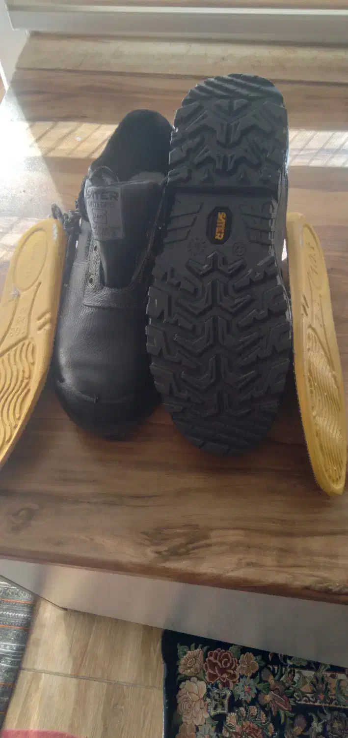 کفش ایمنی|کیف، کفش، کمربند|زنجان, |دیوار