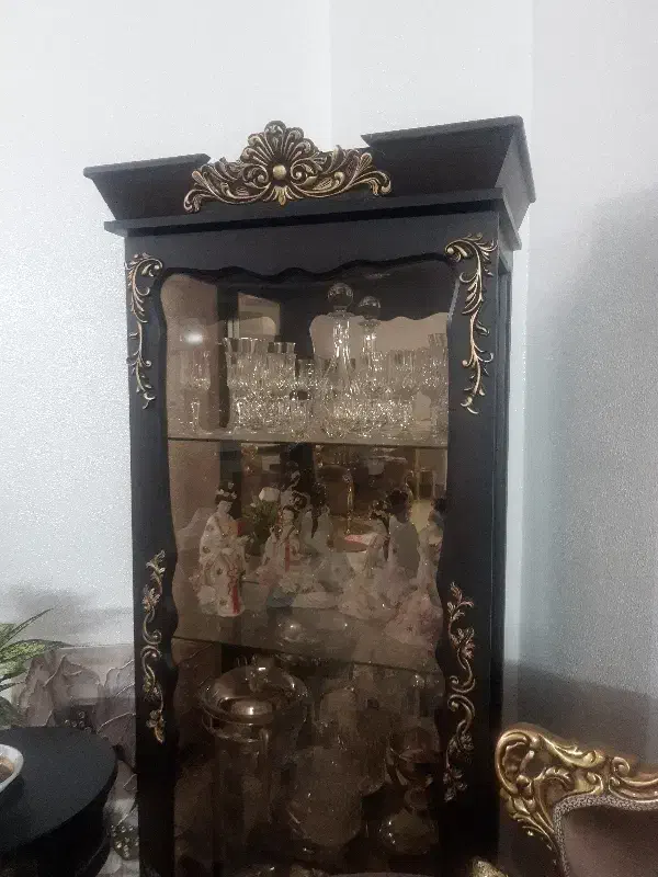 ویترین|بوفه، ویترین، کنسول|شاهین‌شهر, خانه کارگر|دیوار