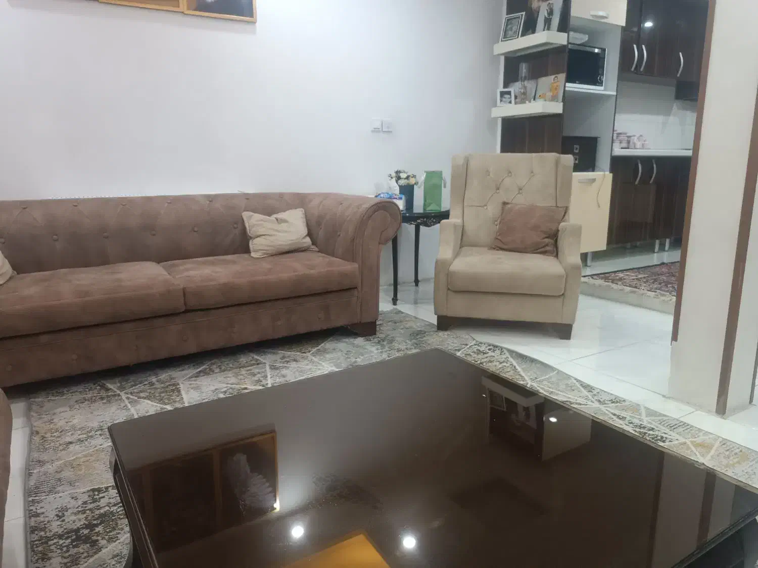 مبل|مبلمان خانگی و میز عسلی|کرج, دهقان ویلا|دیوار