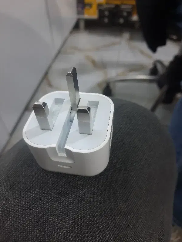 کلگی آیفون اورجینال کلا دو هفته کار کرده|لوازم جانبی موبایل و تبلت|پرند, فاز ۱|دیوار