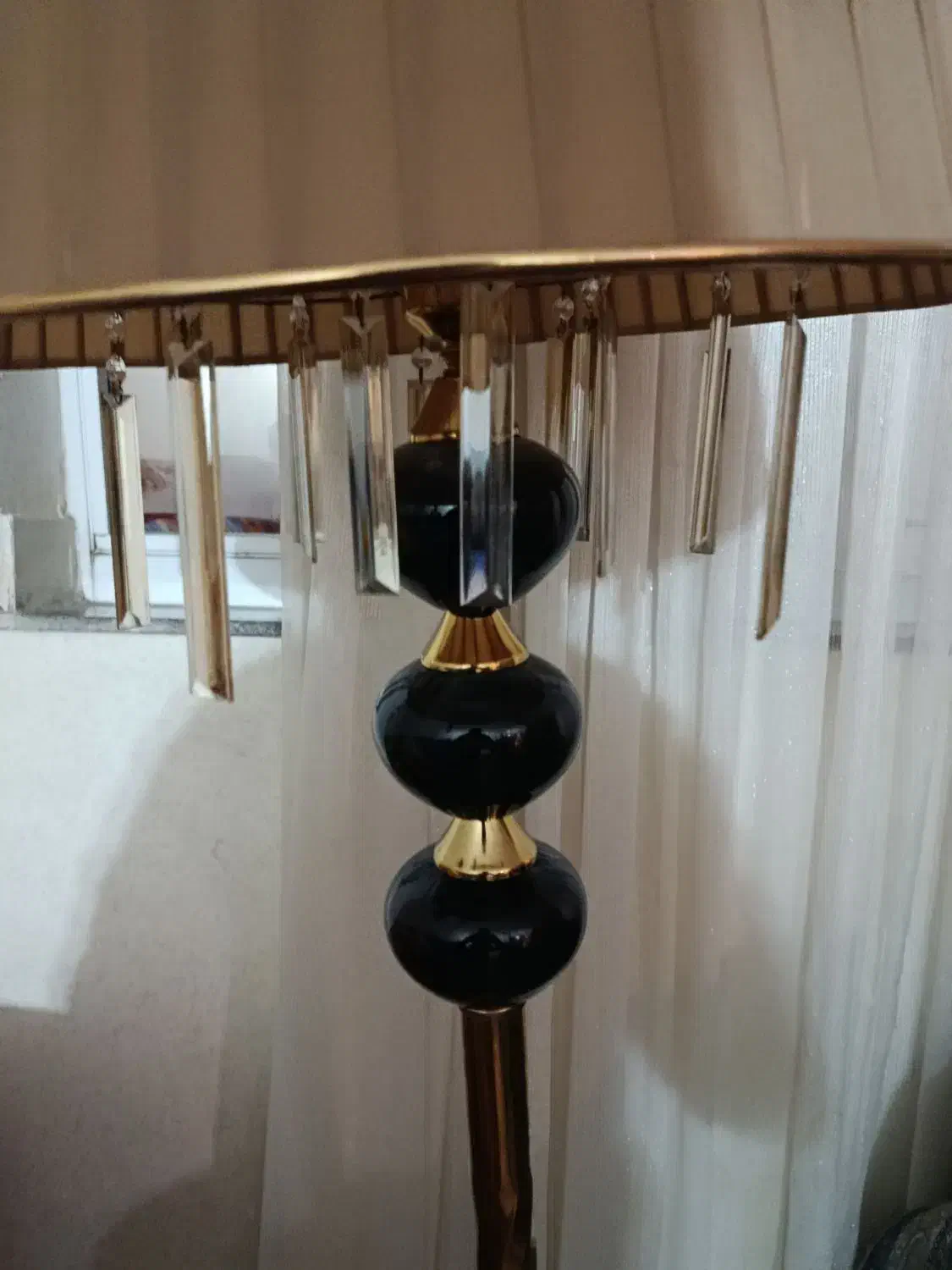 کنار سالنی آباژور|چراغ خواب و آباژور|اردبیل, |دیوار