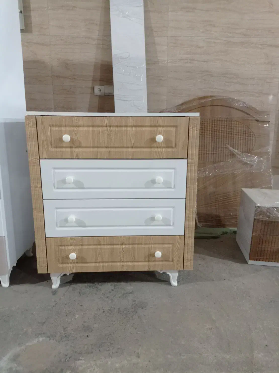 دراور طرح چوب|جاکفشی، کمد، دراور|محمدشهر, شهرک صنعتی زیبادشت|دیوار