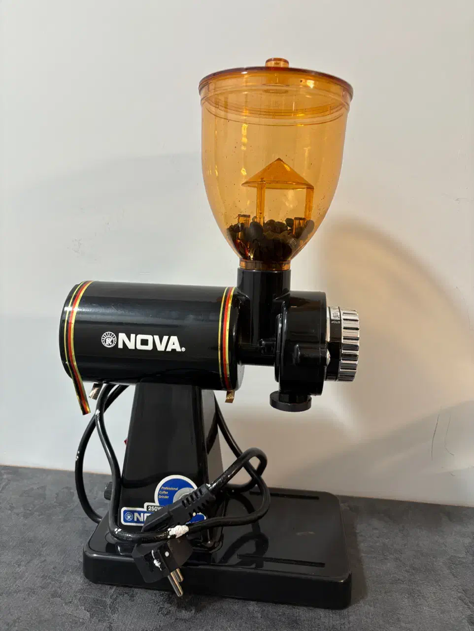 آسیاب قهوه Nova|خردکن، آسیاب، غذاساز|صدرا-فارس, فاز ۱|دیوار