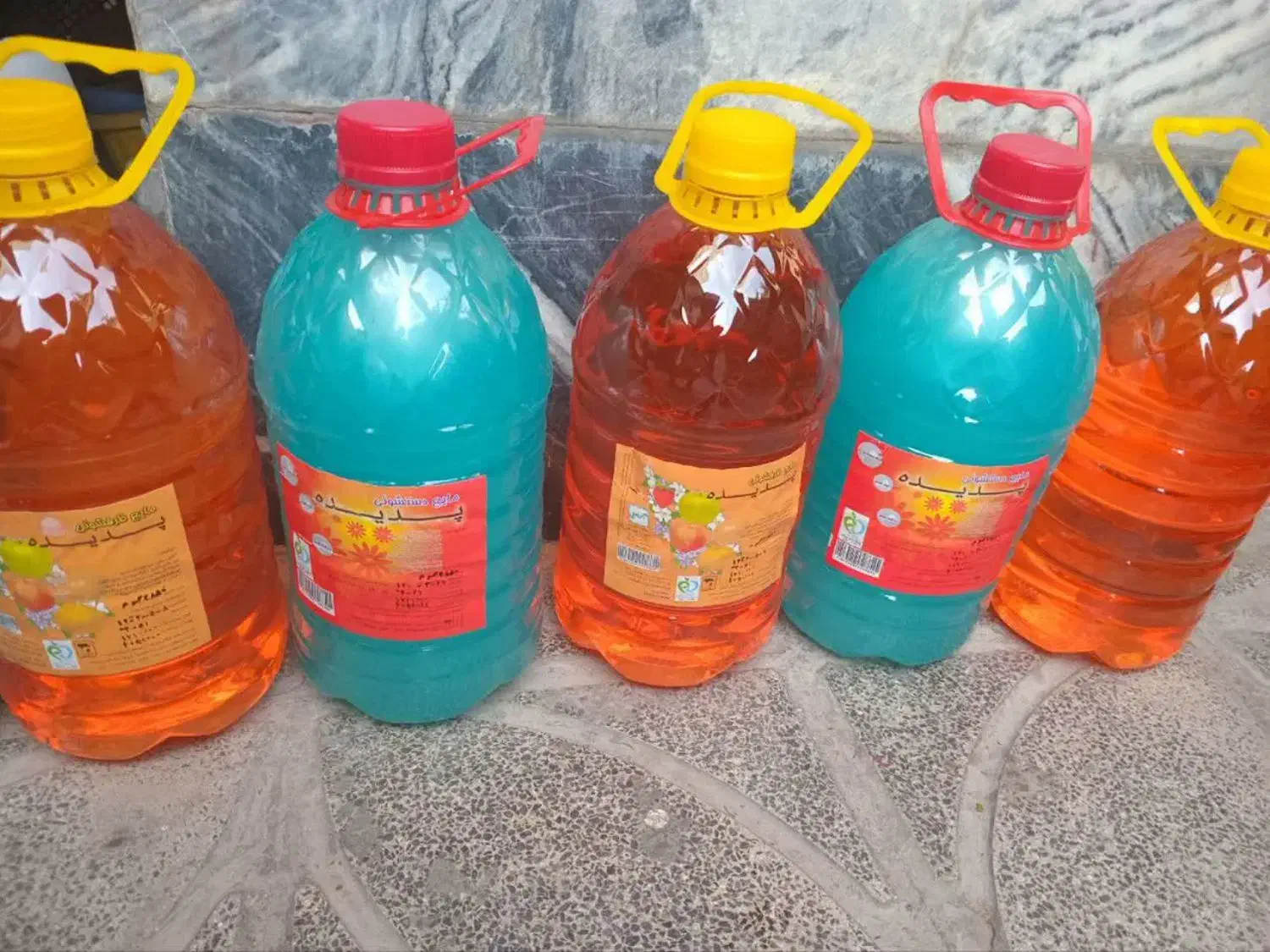 مایع ها|مواد شوینده و دستمال کاغذی|بروجرد, |دیوار