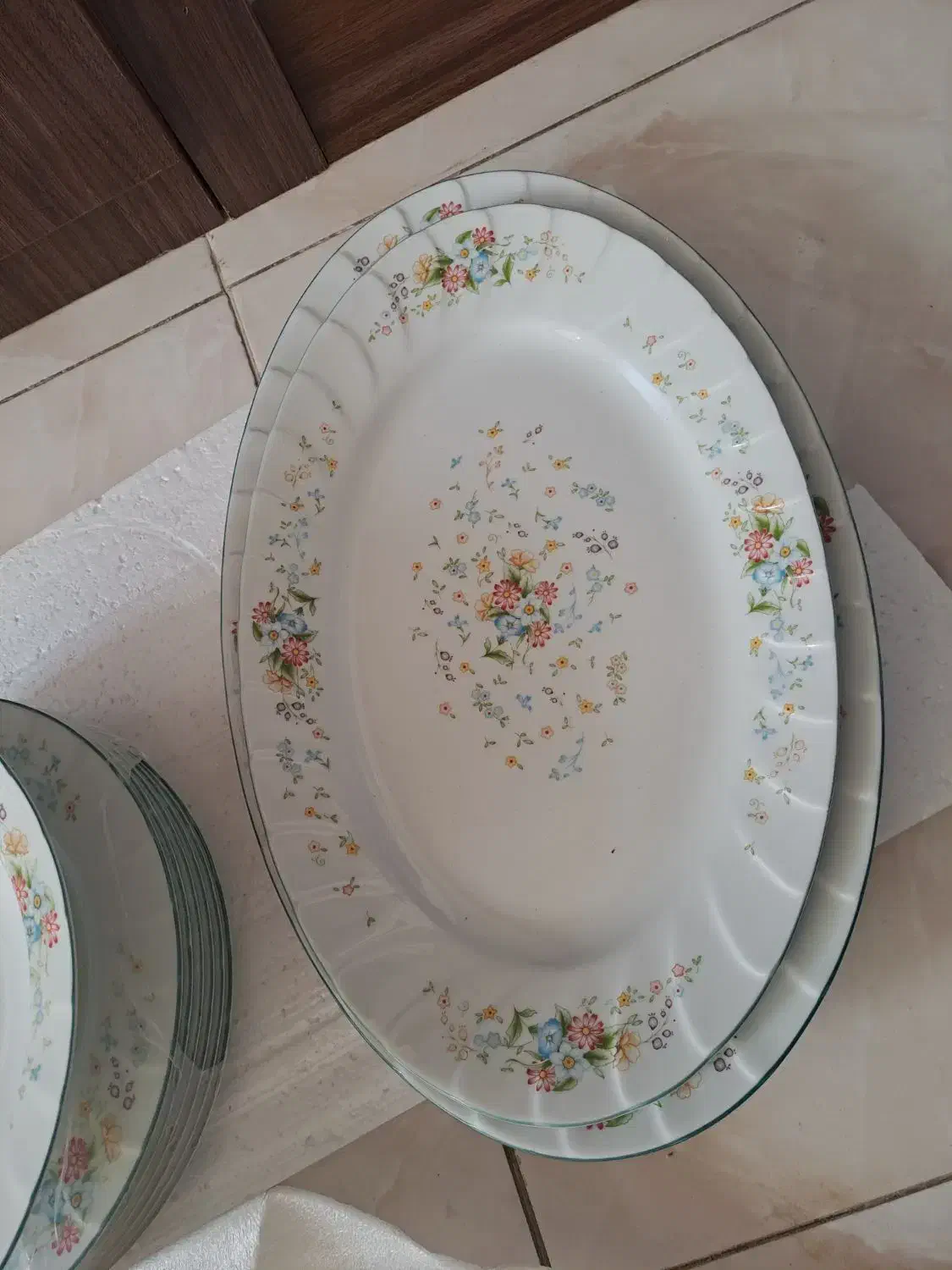 سرویس چینی زرین|ظروف سرو و پذیرایی|اصفهان, فروردین|دیوار