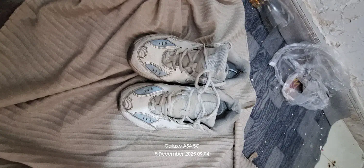 کتونی مارک نایک اورجینال|کیف، کفش، کمربند|پاکدشت, پاکدشت (مامازند)|دیوار