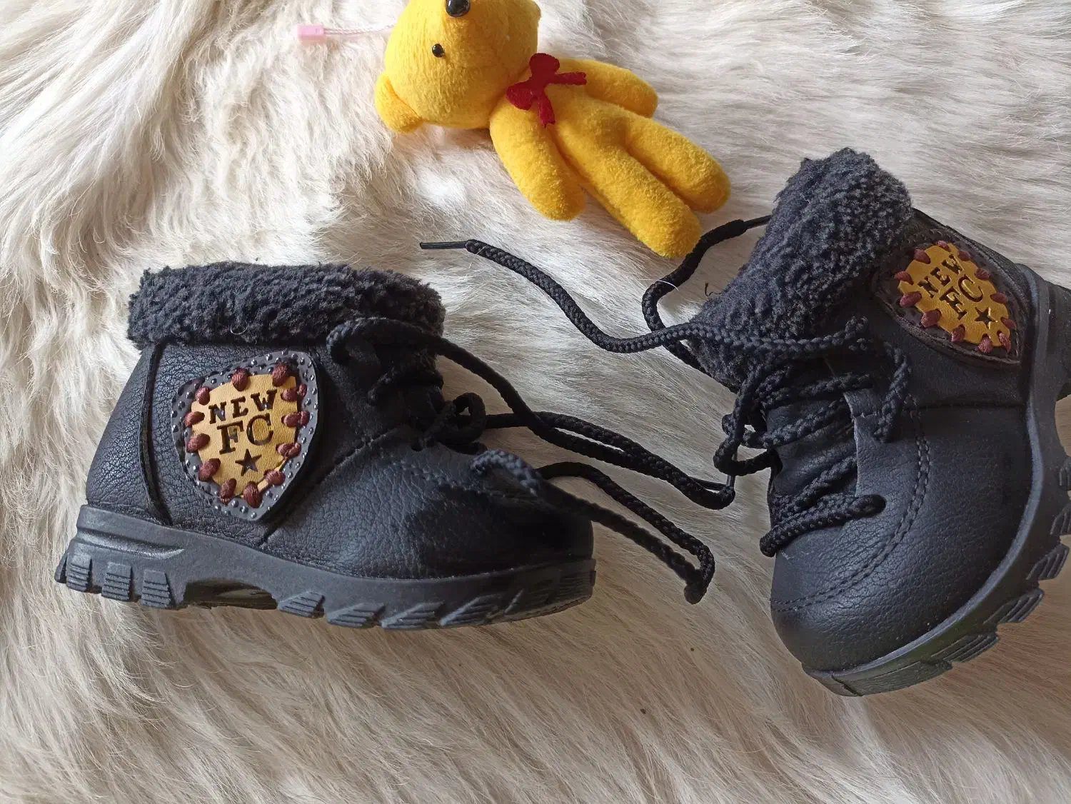 کفش مارک لویز /کفش و پوتین  خارجی بچگانه|کیف، کفش، کمربند|بروجن, |دیوار