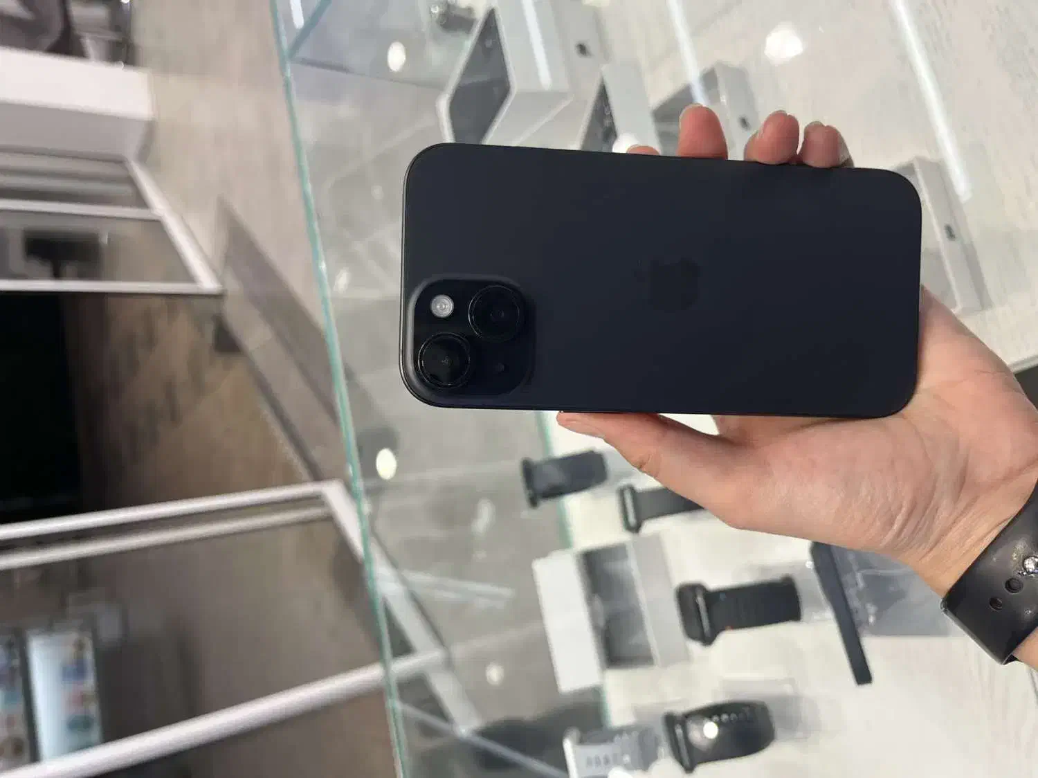 iphone 15|موبایل|مشهد, کلاهدوز|دیوار