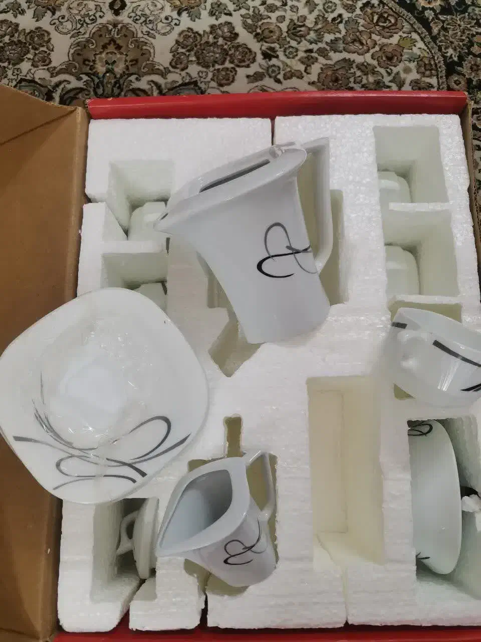 سرویس صبحانه خوری|ظروف سرو و پذیرایی|اندیشه, شهرک کوثر|دیوار