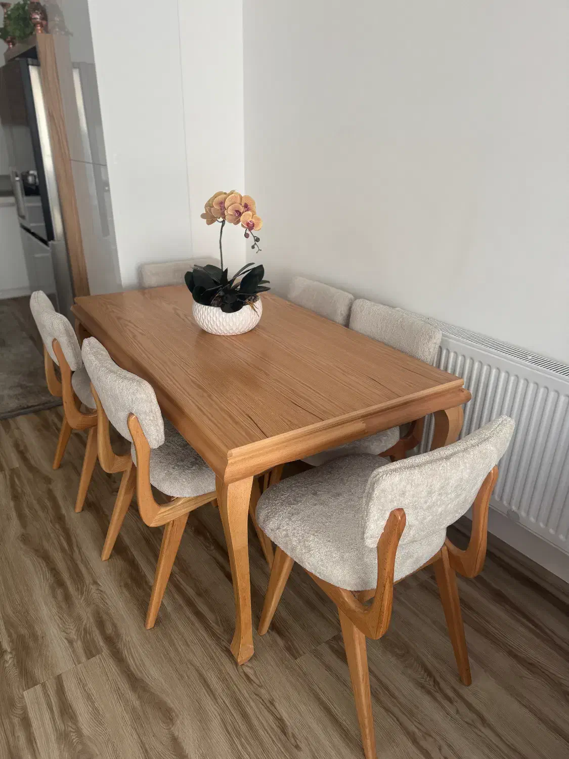 میز نهار خوری ۶ نفره  نو چوب راش بسیار محکم و شیک|میز و صندلی غذاخوری|شیراز, انجیر|دیوار