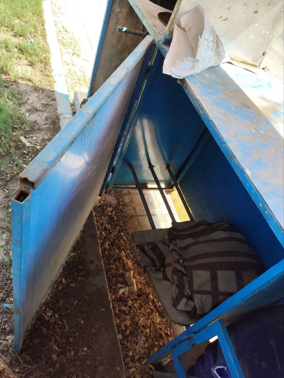 دکه فلافلی سلف سرویس بسیار تمیز و جا دار|فروشگاه و مغازه|شوشتر, |دیوار