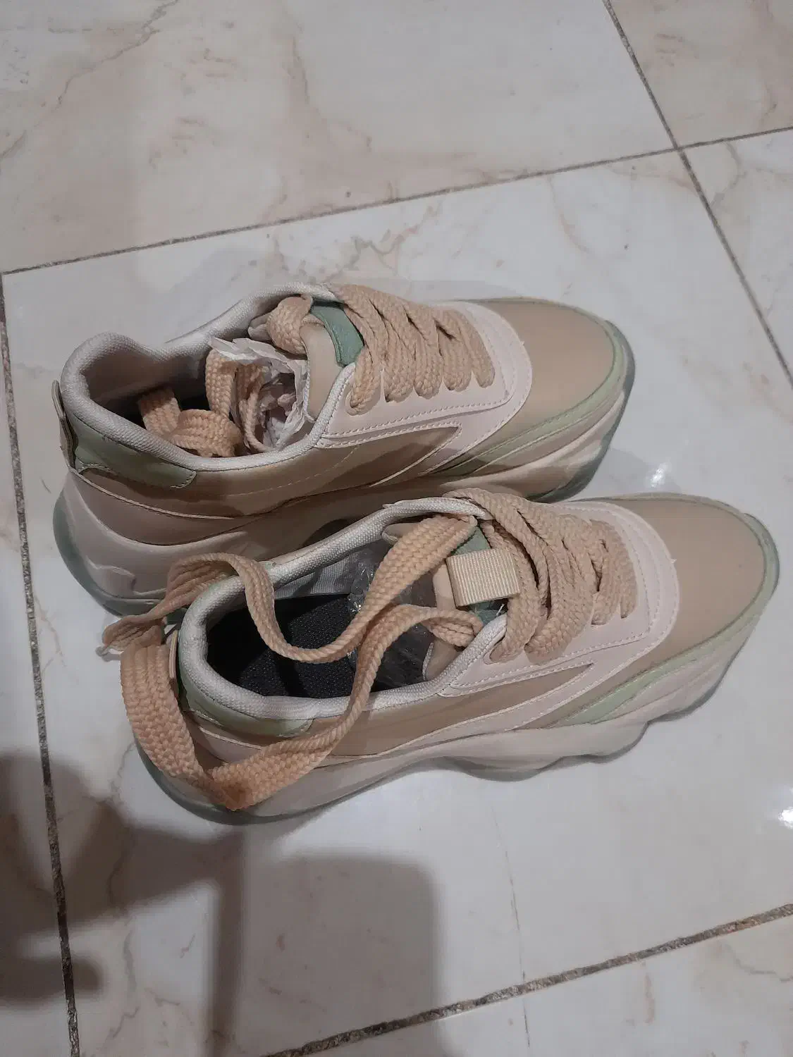 کفش کتانی نو سایز ۳۸|کیف، کفش، کمربند|قزوین, |دیوار