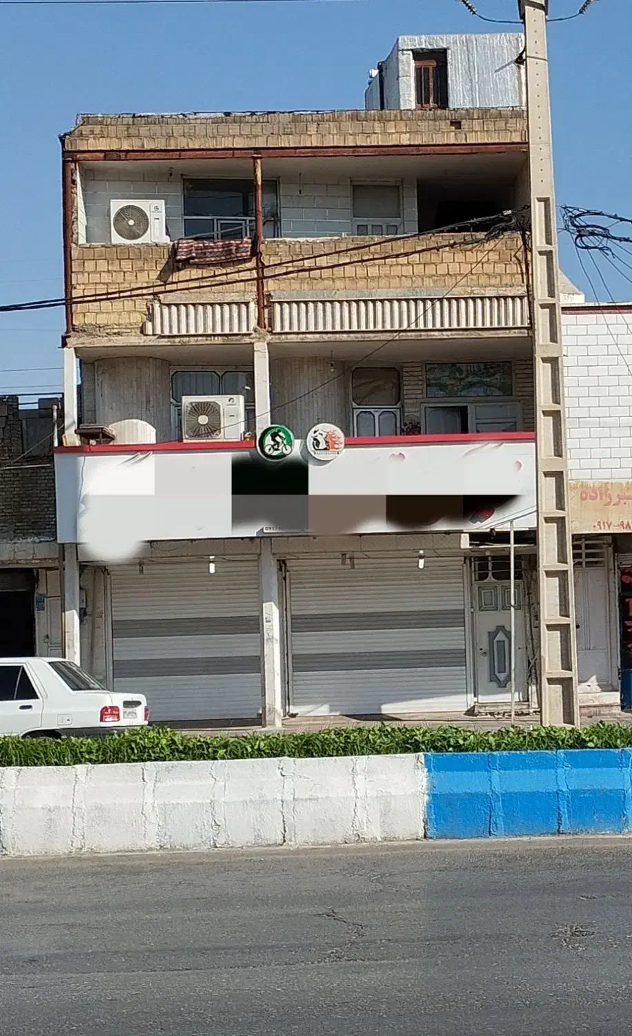 مغازه دو دهنه120متری و2واحدمسکونی بالاش. بلواراصلی|فروش مغازه و غرفه|دوگنبدان, |دیوار