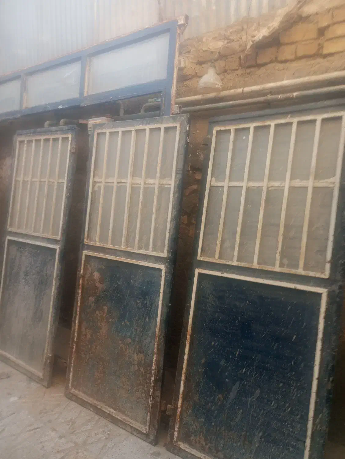 در گاراژی|مصالح و تجهیزات ساختمان|مشهد, شهرک مهر آباد|دیوار