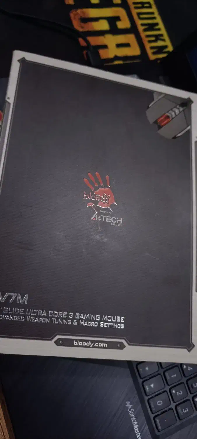 موس گیمینگ Bloody V7M|قطعات و لوازم جانبی رایانه|رشت, گلباغ نماز|دیوار