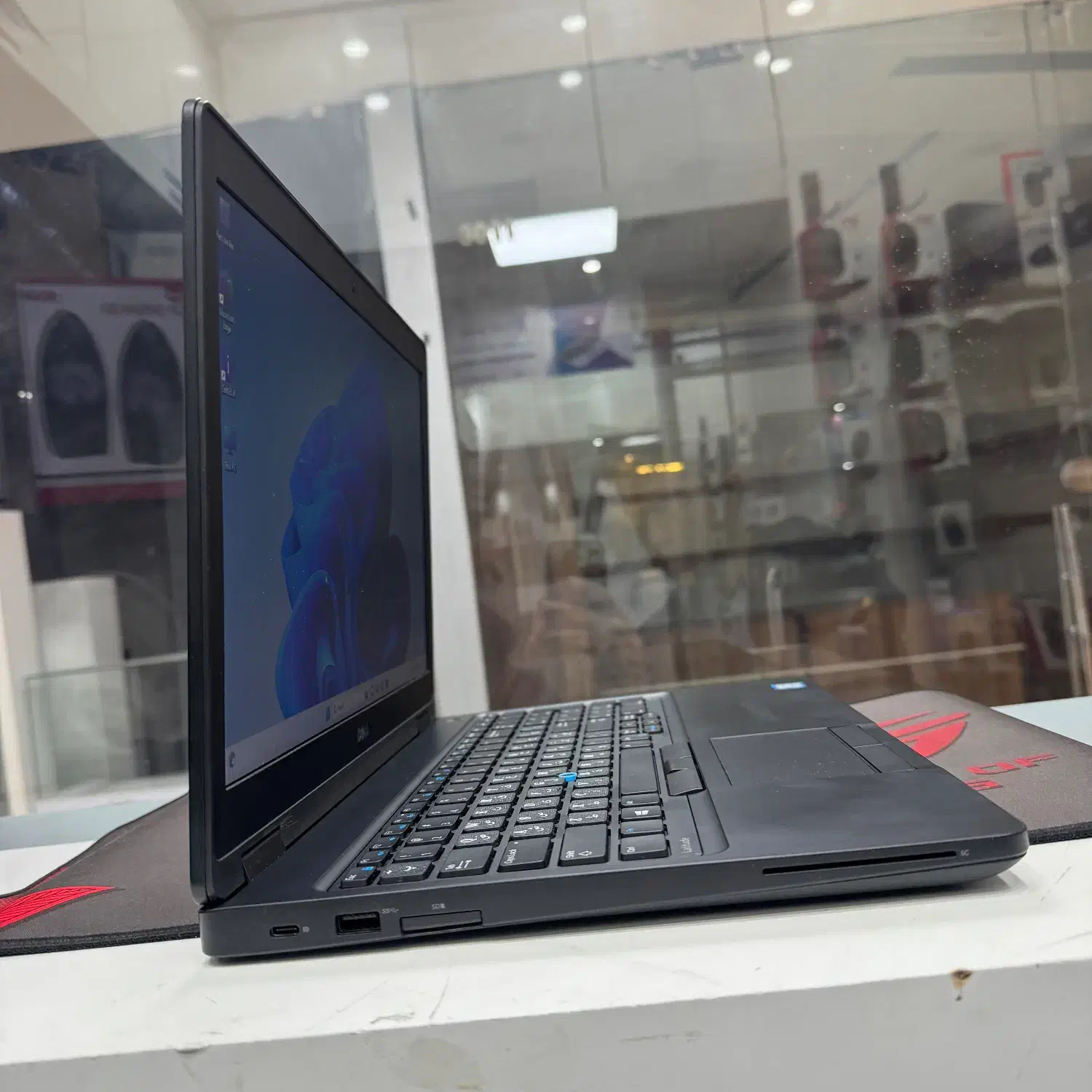 لپتاپDell 5580 نسل۷ پردازندهi5 رم۸ مشابه آکبند|رایانه همراه|تهران, دزاشیب|دیوار