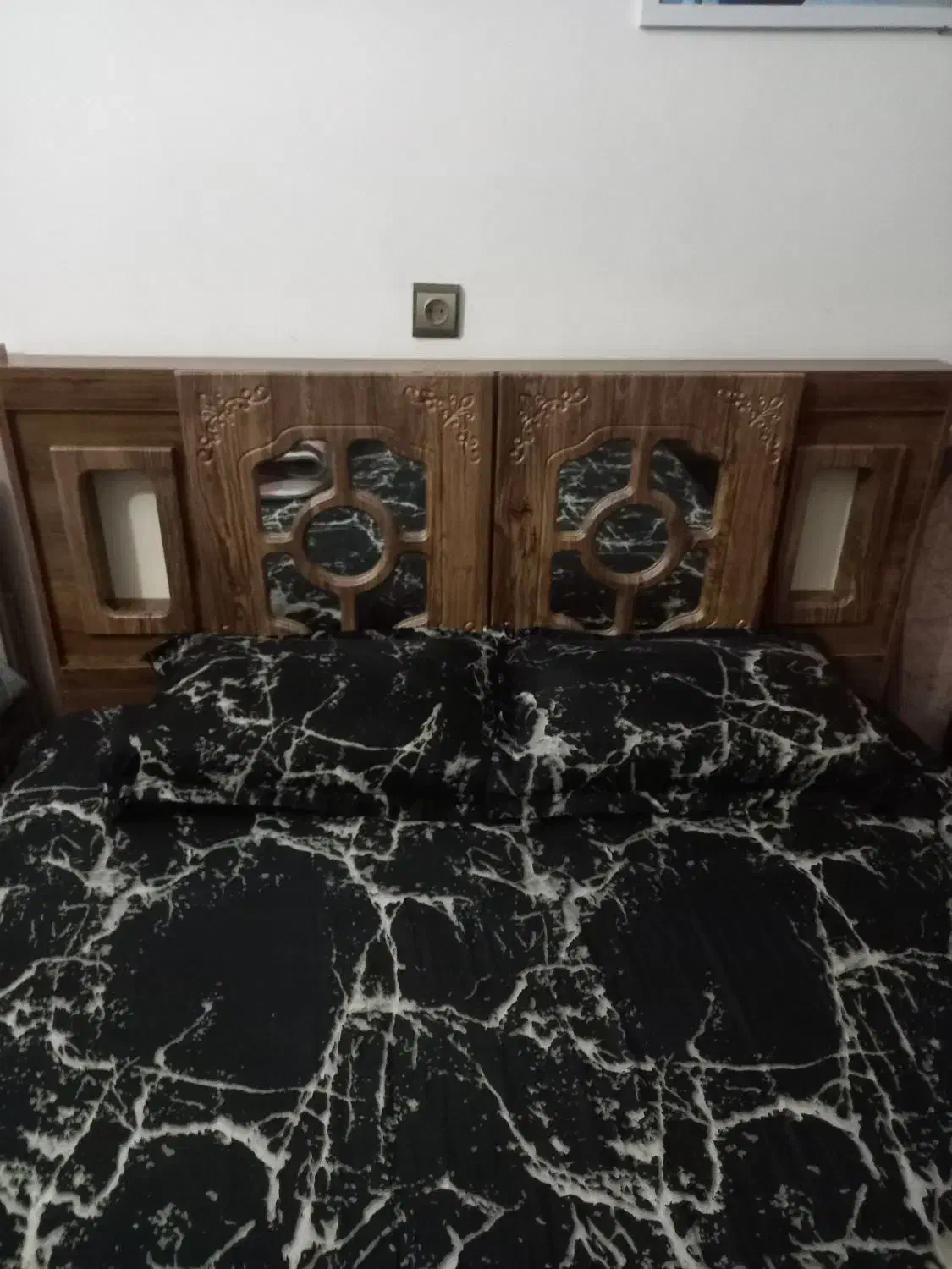 تخت آیینه ای|سرویس روتختی|مشهد, انقلاب|دیوار