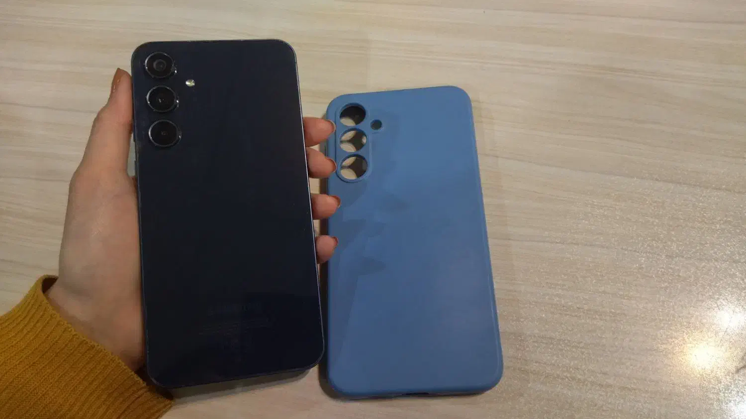 a55 256|موبایل|قم, باغ کرباسی|دیوار