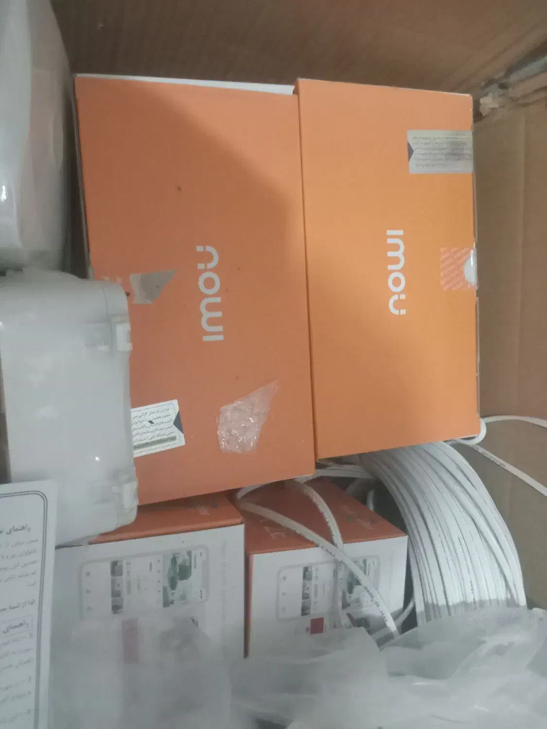 یک سیستم دوربین مدار بسته کامل|دوربین مداربسته|اصفهان, جلوان|دیوار