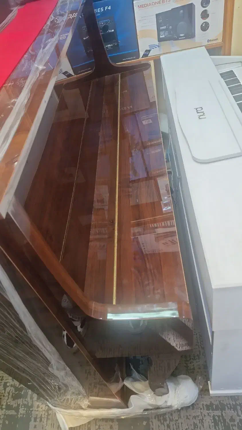 پیانو یاماها طرح آکوستیک|پیانو، کیبورد، آکاردئون|تهران, شیخ هادی|دیوار