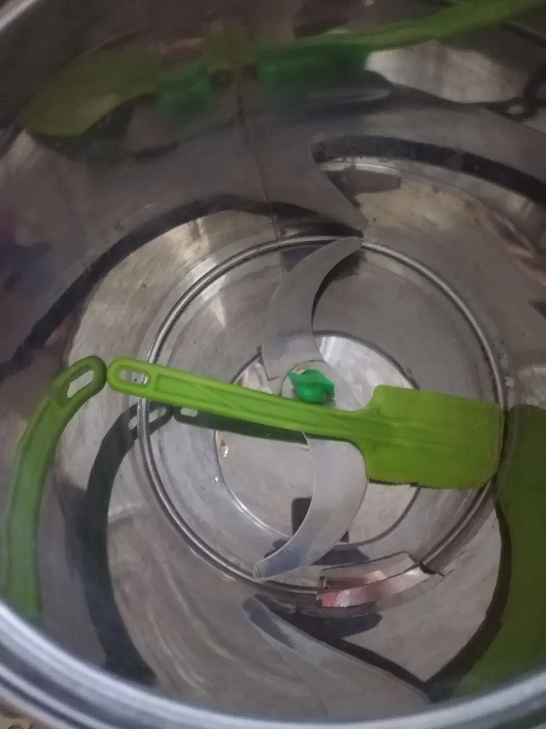 سبزی خورد کن بزرگ|خردکن، آسیاب، غذاساز|تهران, زرکش|دیوار