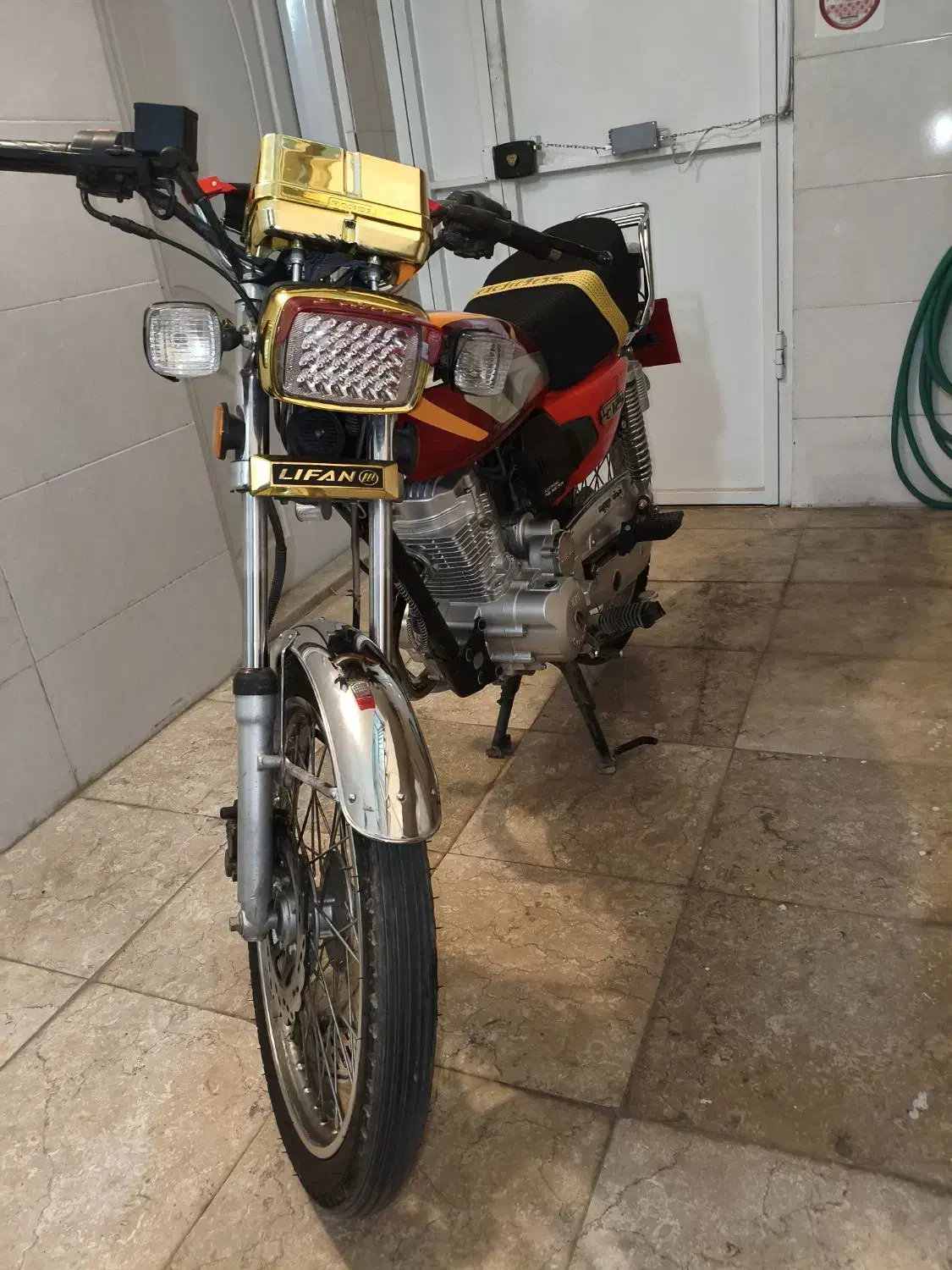 موتور لیفان ۱۲۵|موتورسیکلت|شاهینشهر, شهرک هشت بهشت|دیوار
