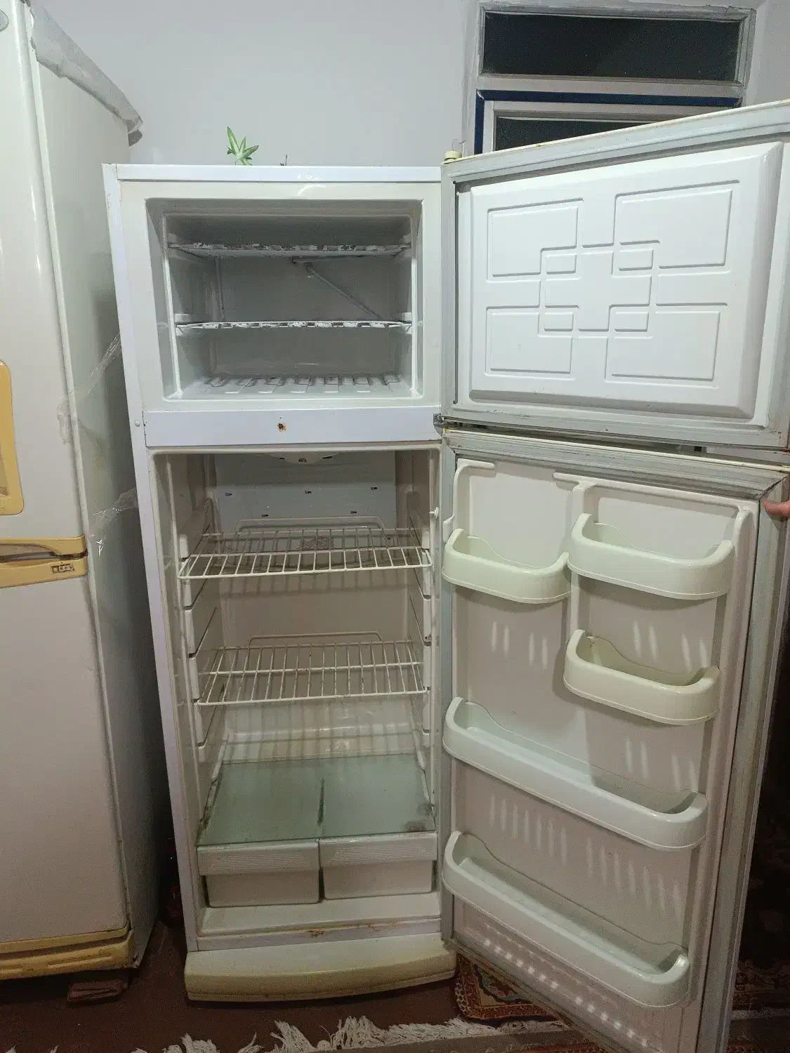 فروش یخچال|یخچال و فریزر|لنگرود, |دیوار