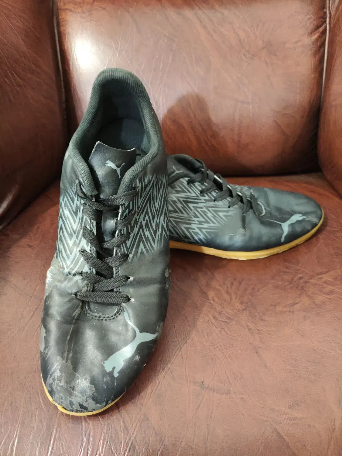 کفش سالن فوتسال|کیف، کفش، کمربند|گرگان, |دیوار