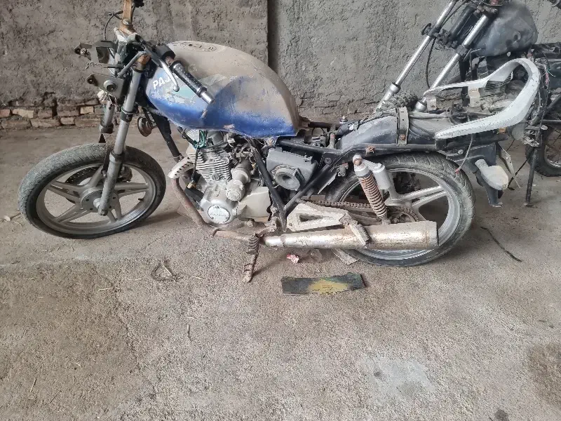 موتور فروشی سالم و روشن|موتورسیکلت|سیمین شهر, |دیوار