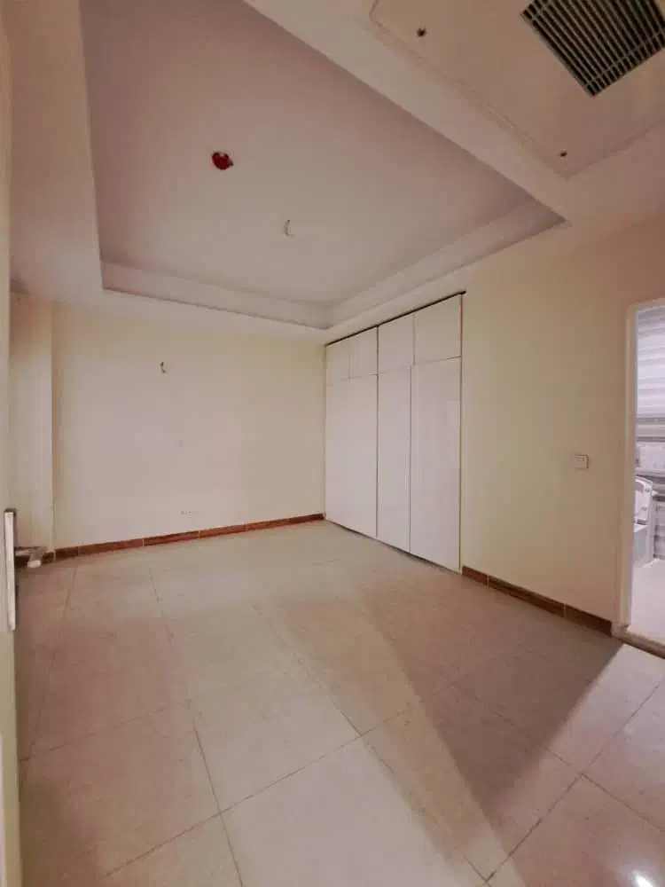 رهن برج مجلل ۱۷۰ متری ویو دریاچه تراس قابل چیدمان