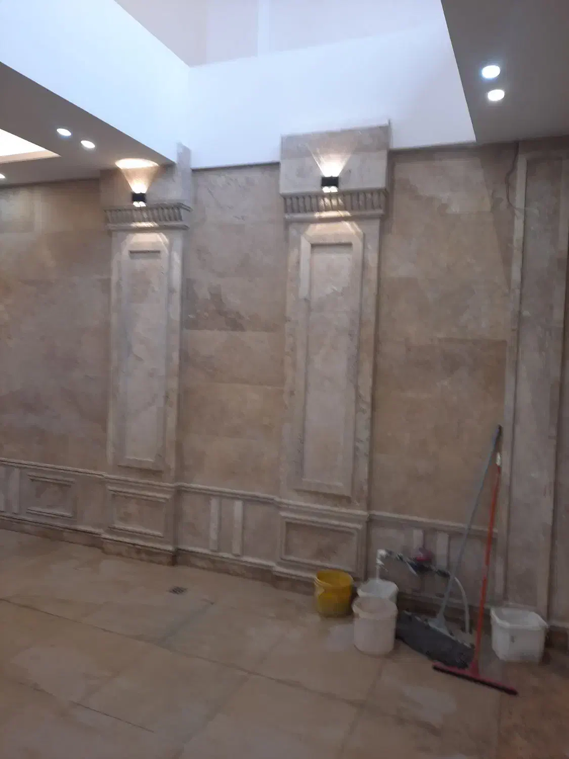 مغازه  ۱۵۰ متر|اجارهٔ مغازه و غرفه|رشت, آزادگان|دیوار