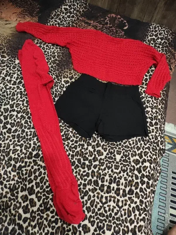 لباس یلدایی دخترانه|کفش و لباس بچه|شاهینشهر, شهرک گلدیس|دیوار