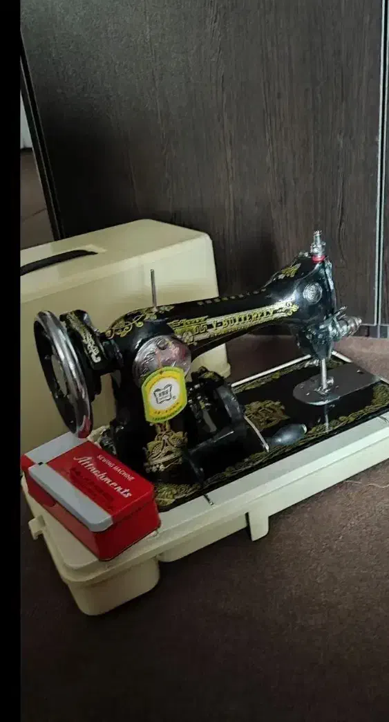 چرخ خیاطی|ماشین‌آلات صنعتی|اردبیل, |دیوار