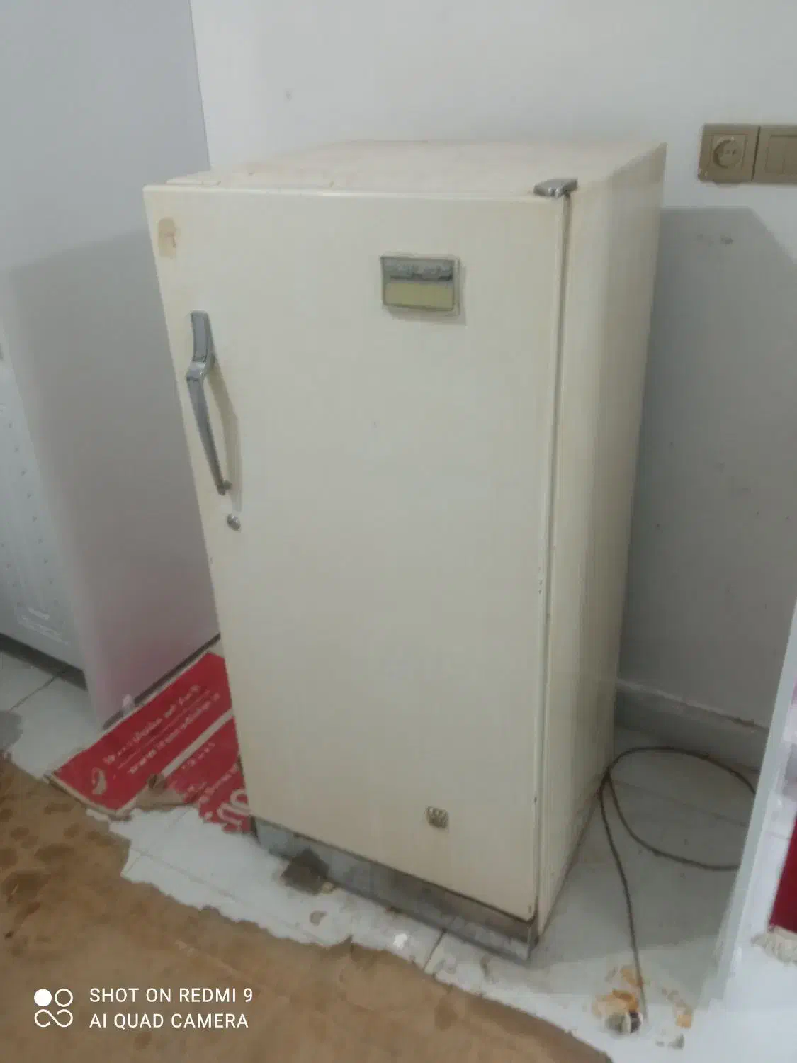 یخچال فریزر کوچک‌ و جم جور سالم سالم به شرط میدم|یخچال و فریزر|مشهد, نظام دوست|دیوار